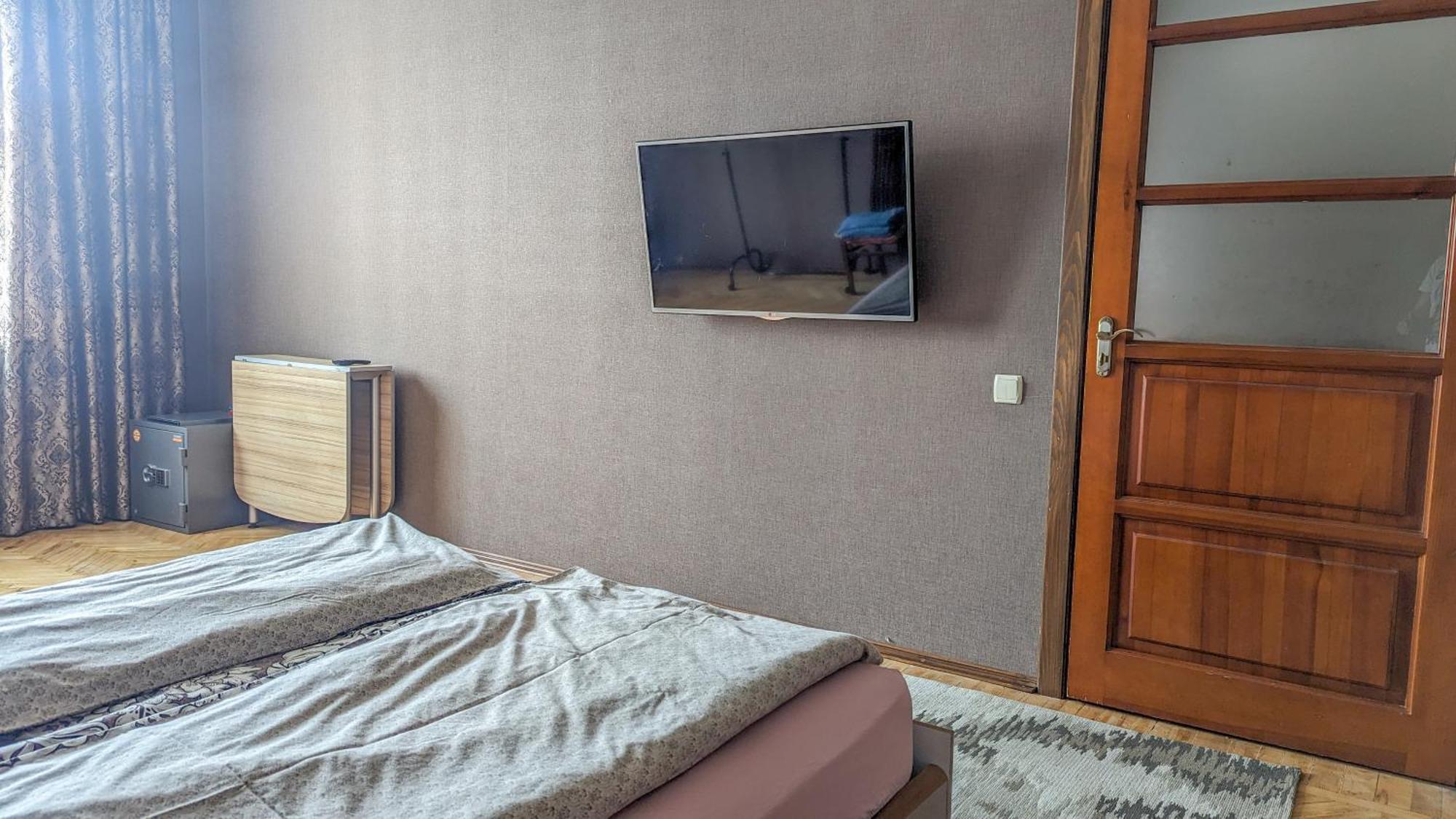 Двухкомнатная Квартира На Пятницкой Tjernihiv Exteriör bild